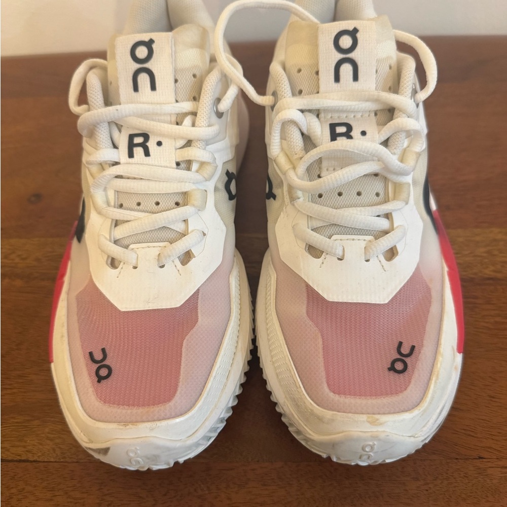 On Cloud Roger Pro 2 White and Pink Sneakers - Picture 2 of 5